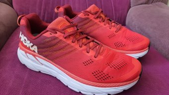 ADIDASI HOKA CLIFTON 6 RED