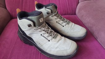 ADIDASI INALTI TREKKING SALOMON OUTPULSE GORETEX