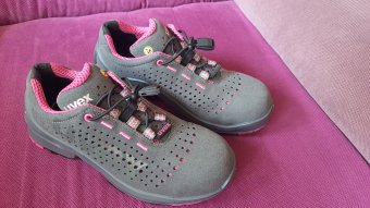 ADIDASI UVEX S1 SRC ESD 8561.8