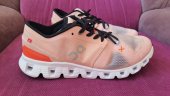 Adidasi alergare ON RUNNING CLOUD HELION X 3