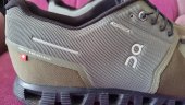 ADIDASI ON CLOUD 5 WATERPROOF