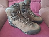 Ghete trekking premium LOWA Camino Gtx Wide