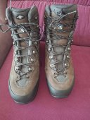 Ghete trekking premium LOWA Camino Gtx Wide