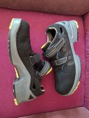 PANTOFI TIP SANDA UVEX 8542.8 S1 SRC ESD