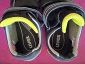 PANTOFI TIP SANDA UVEX 8542.8 S1 SRC ESD